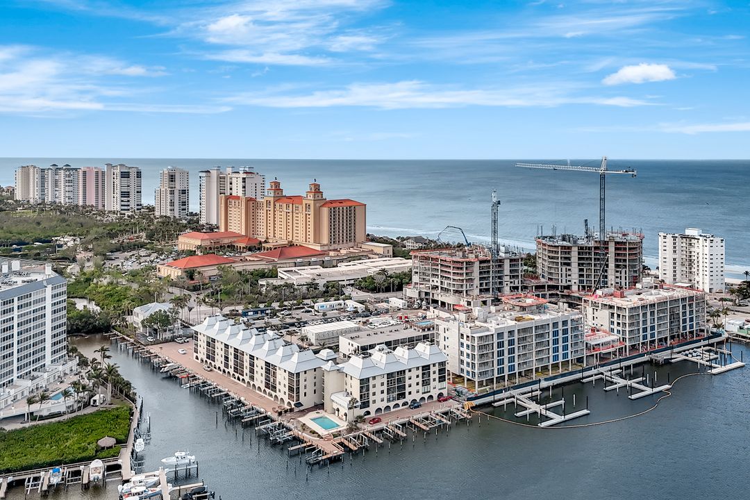 271 Southbay Dr #155, Naples, FL 34108