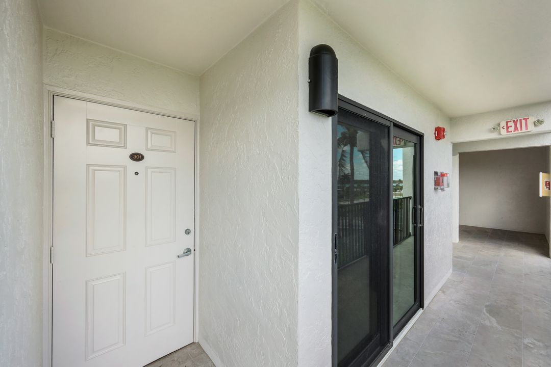 25840 Hickory Blvd #b301, Bonita Springs, FL 34134