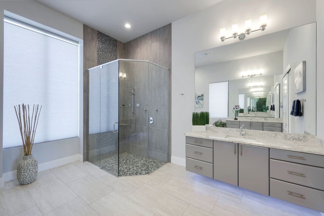 2826 SW 44th Terrace, Cape Coral, FL 33914