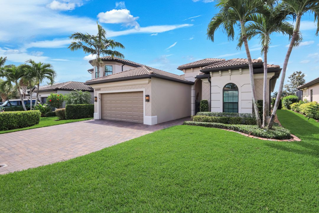 28429 San Amaro Dr, Bonita Springs, FL 34135