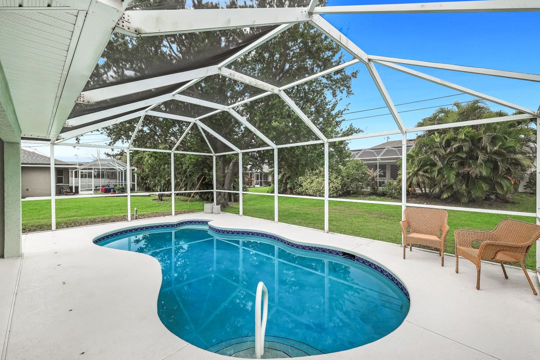 3322 Oasis Blvd, Cape Coral, FL 33914