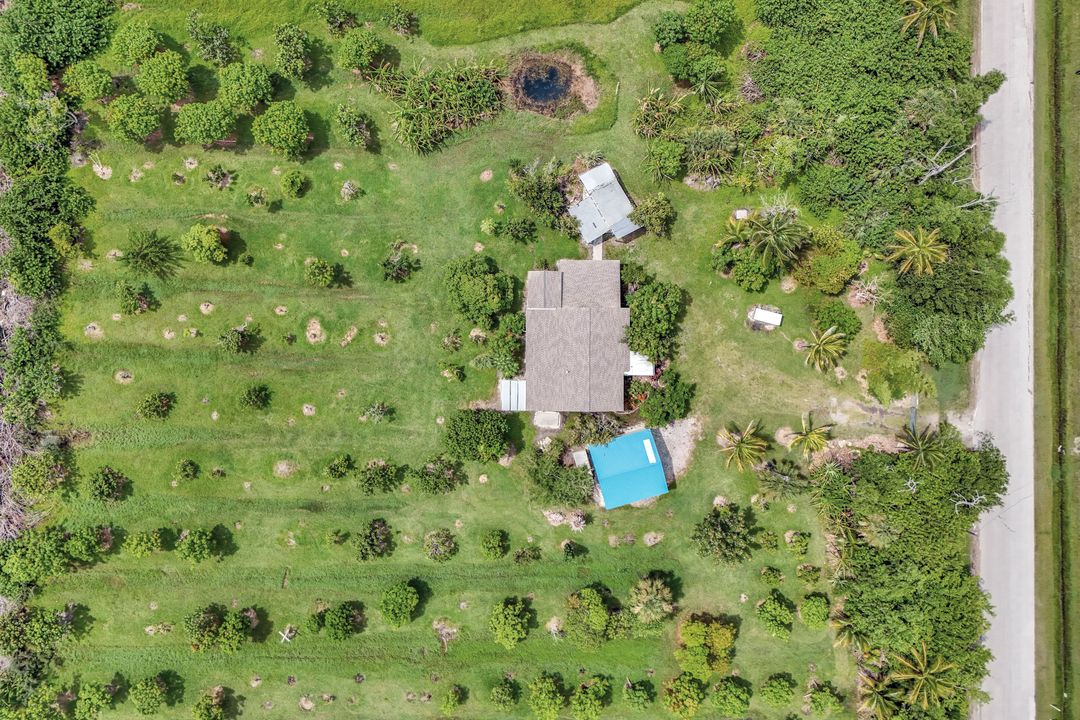 10464 Betsy Pkwy, Saint James City, FL 33956