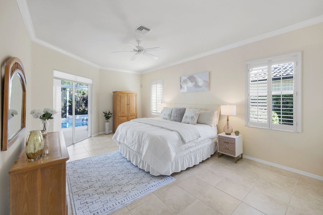 10824 Pond Ridge Dr, Fort Myers, FL 33913