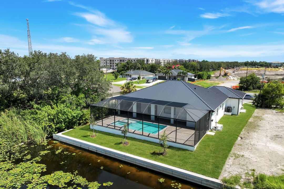 2617 Ceitus Pkwy, Cape Coral, FL 33991