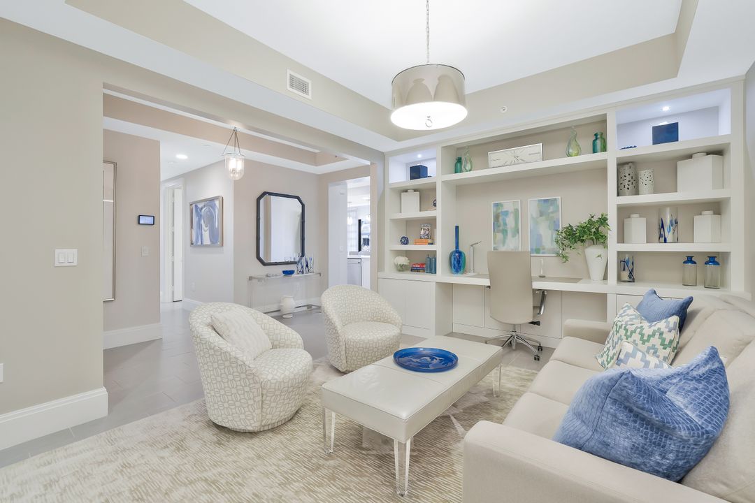 1035 3rd Ave S #402, Naples, FL 34102