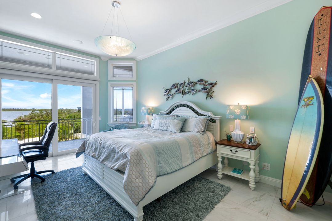 7159 Manasota Key Rd, Englewood, FL 34223