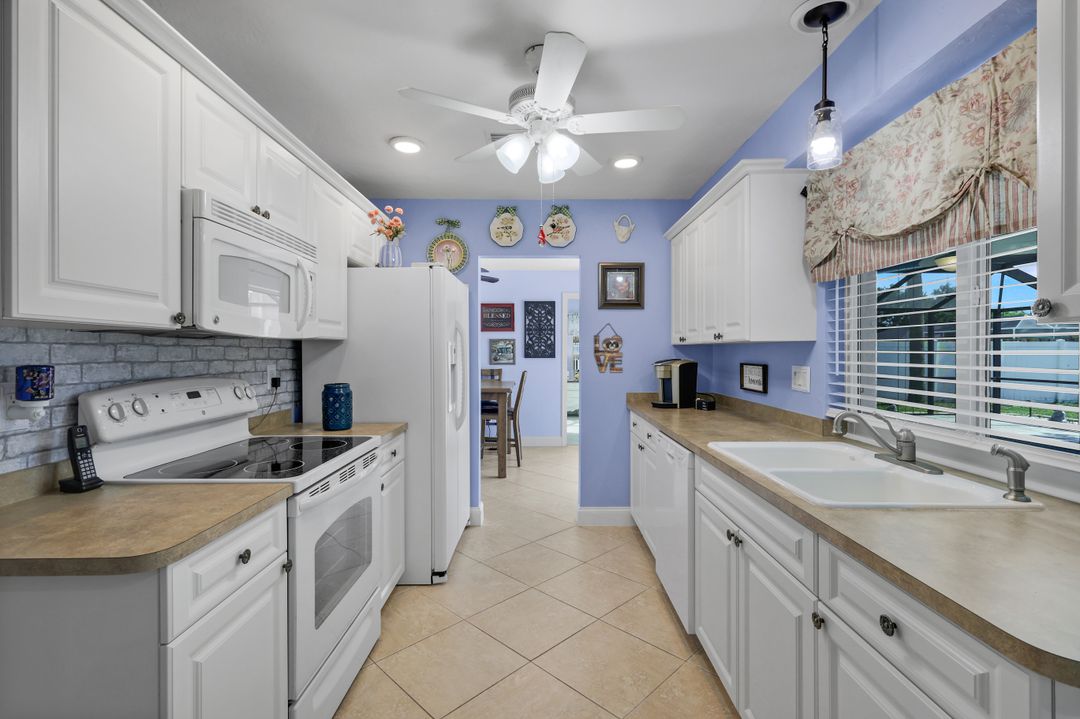 3320 SW 6th Ave, Cape Coral, FL 33914