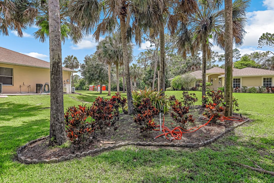 111 2nd St SE, Naples, FL 34117
