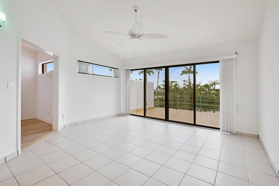 2270 Anchorage Ln #C, Naples, FL 34104