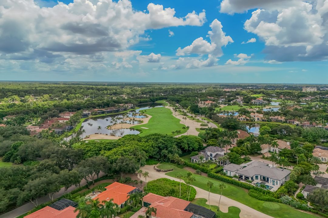 1609 Chinaberry Way, Naples, FL 34105