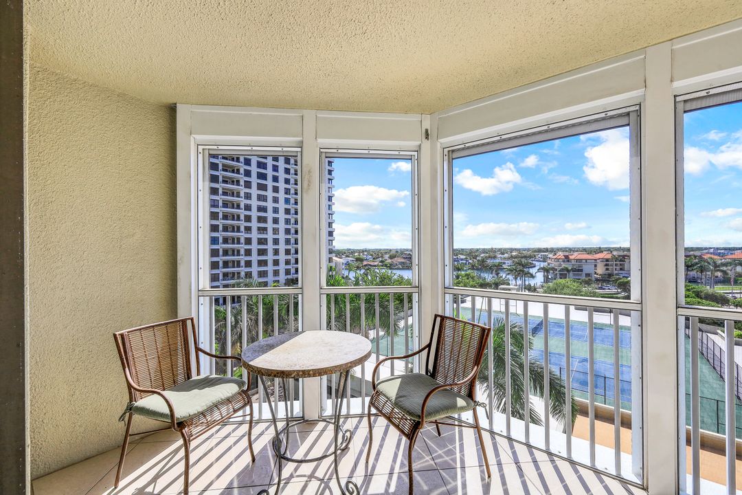 4401 Gulf Shore Blvd N #708, Naples, FL 34103