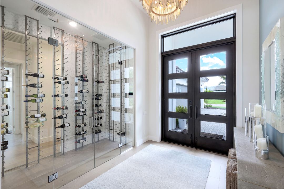 10461 Trevi Isle Wy, Miromar Lakes, FL 33913