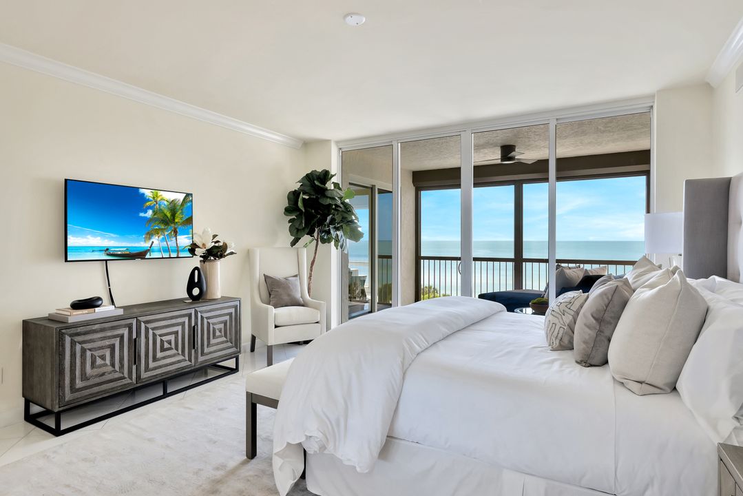 8473 Bay Colony Dr #503, Naples, FL 34108