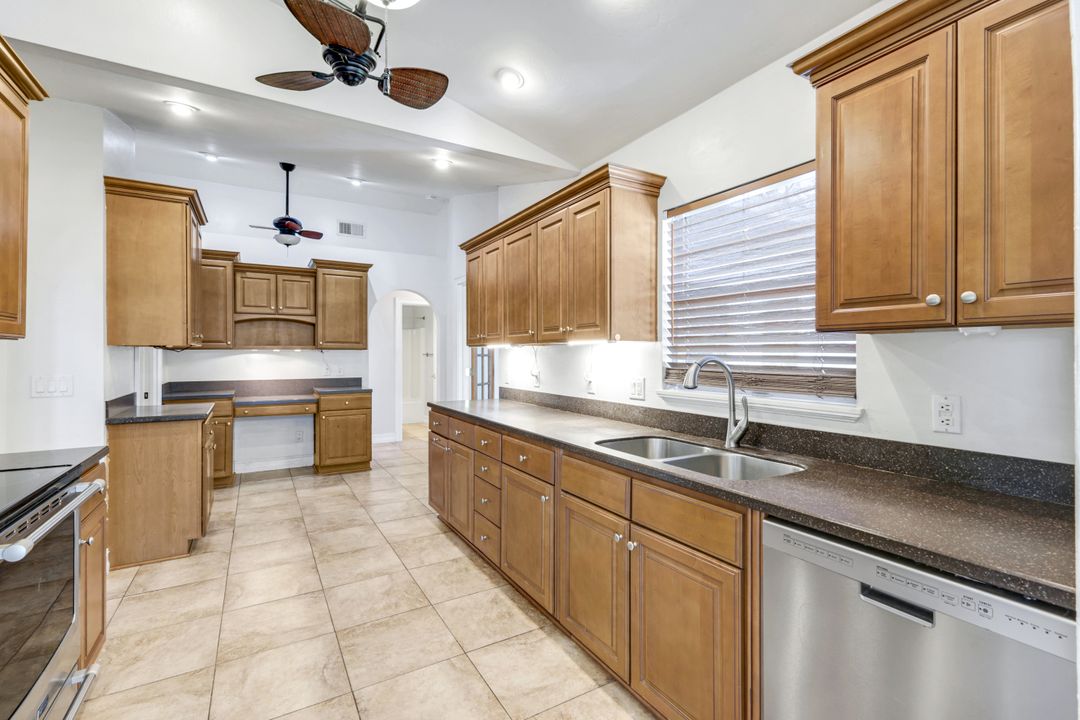 7576 Captiva Blvd, Fort Myers, FL 33967