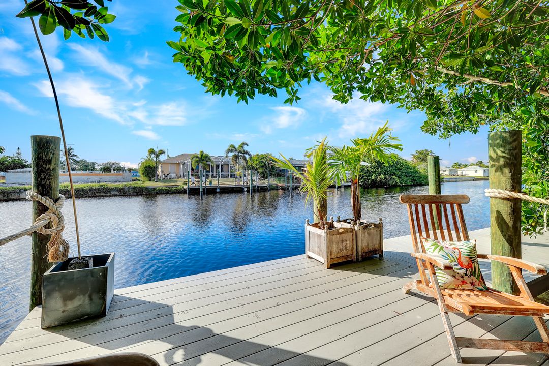 2125 St Croix Ave, Fort Myers, FL 33905
