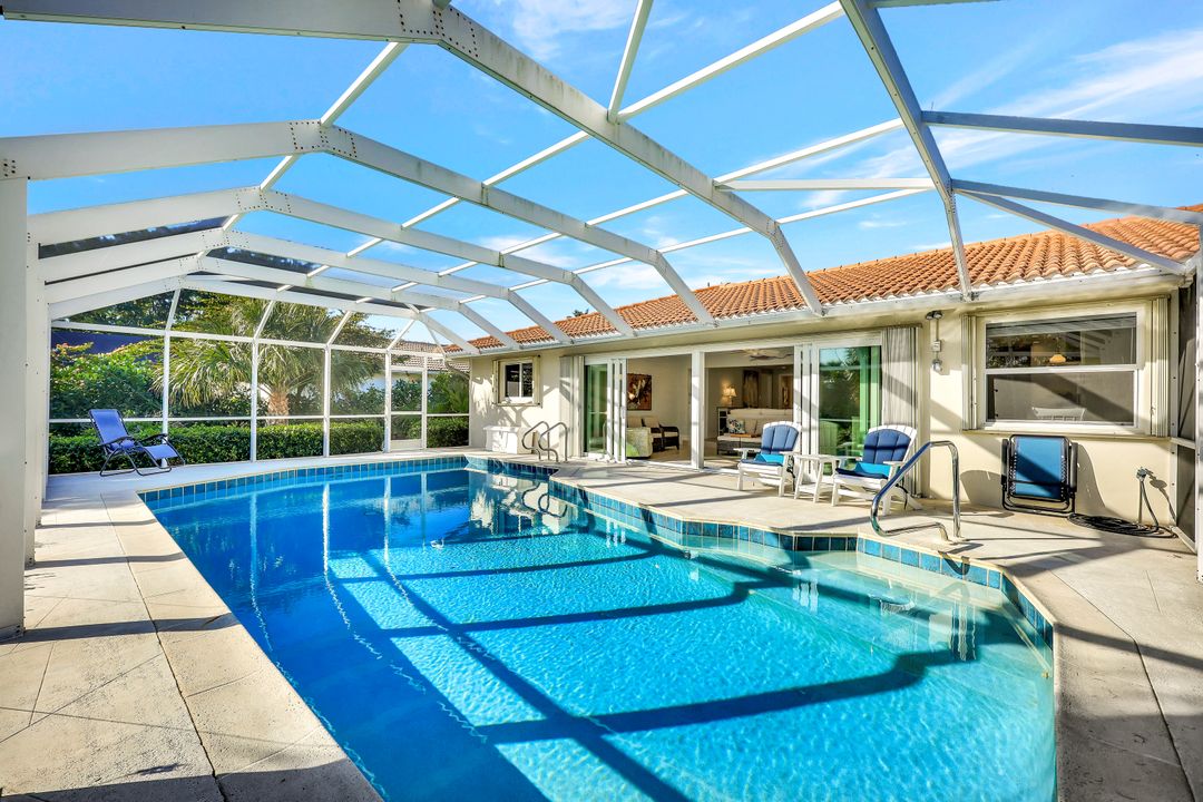 1010 Kings Crown Dr, Sanibel, FL 33957