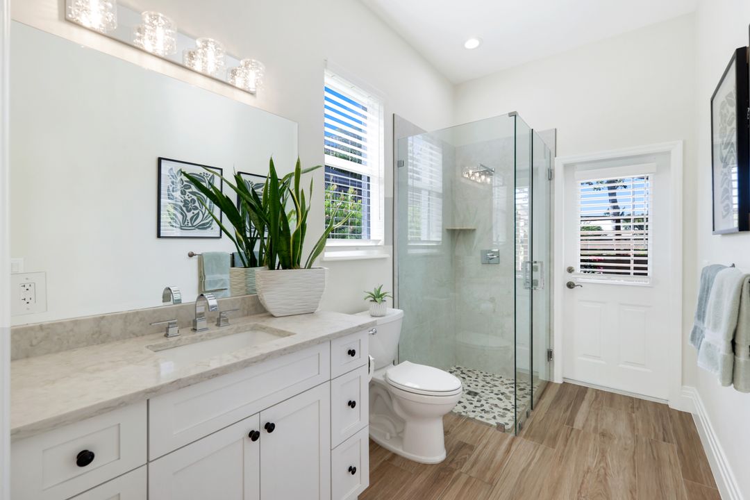 7633 Mulberry Ln, Naples, FL 34114