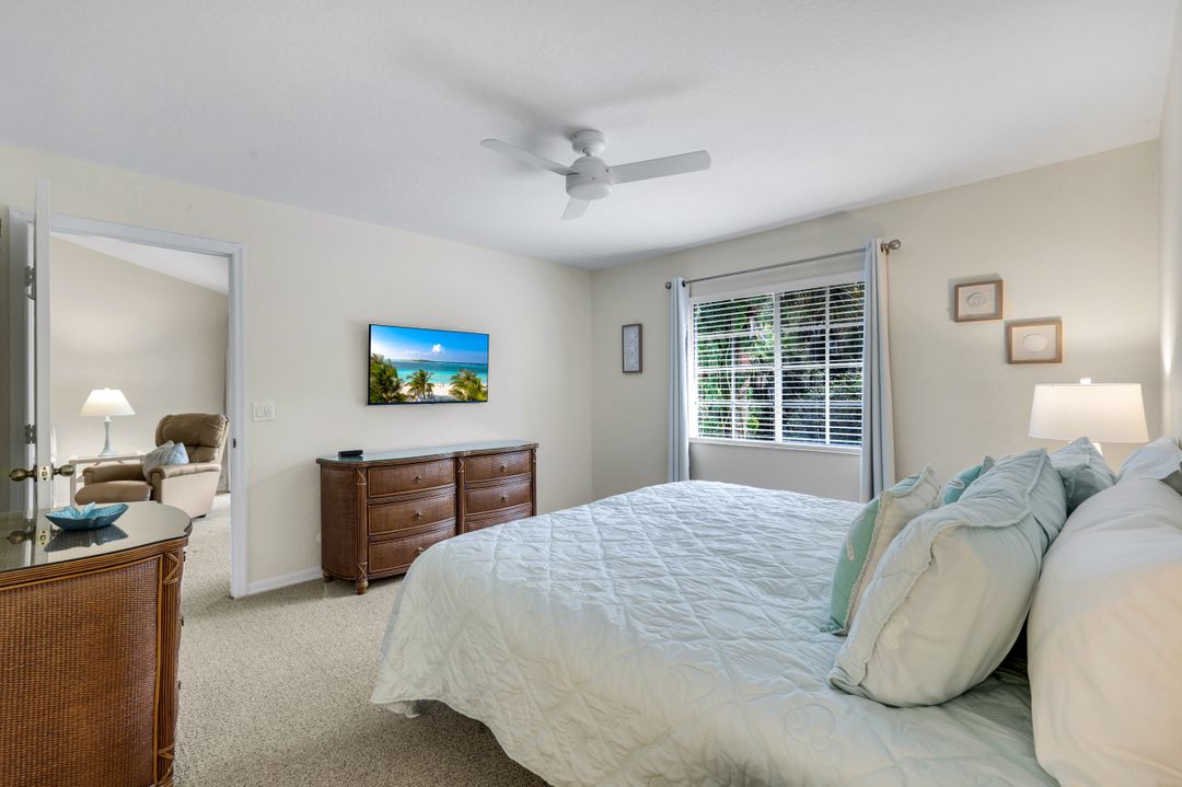 228 Belina Dr #606, Naples, FL 34104