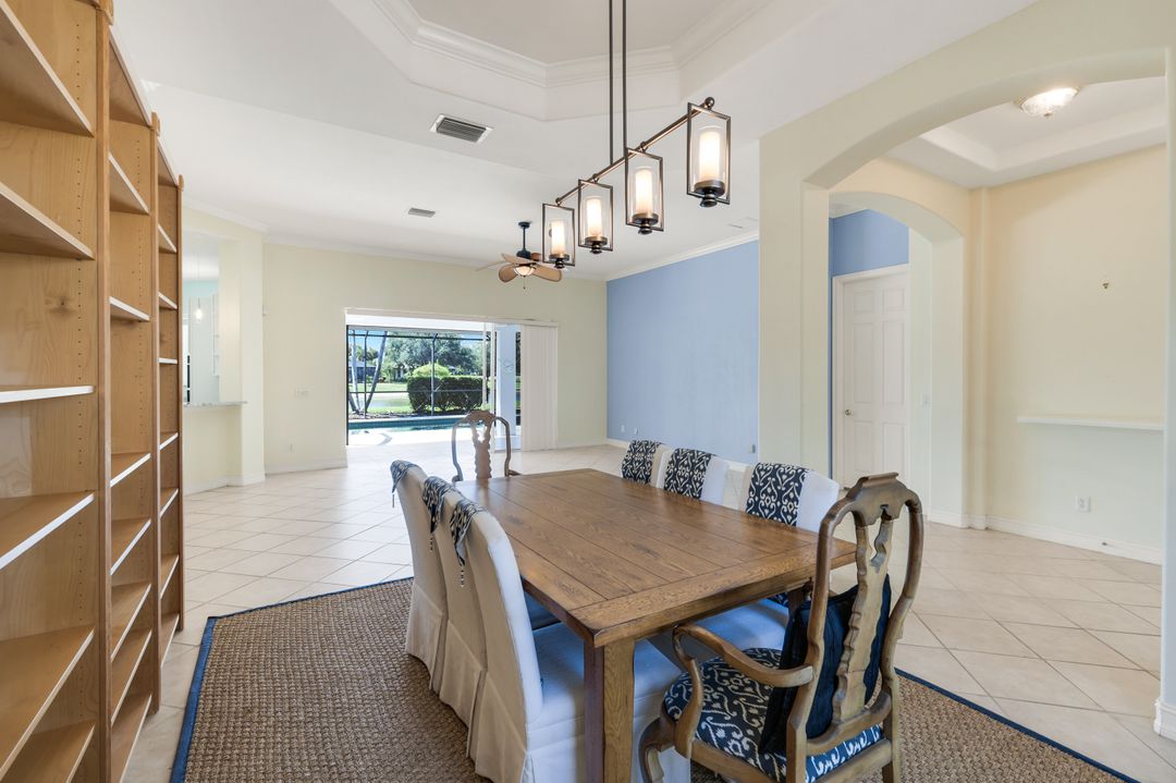 12570 Walden Run Dr, Fort Myers, FL 33913