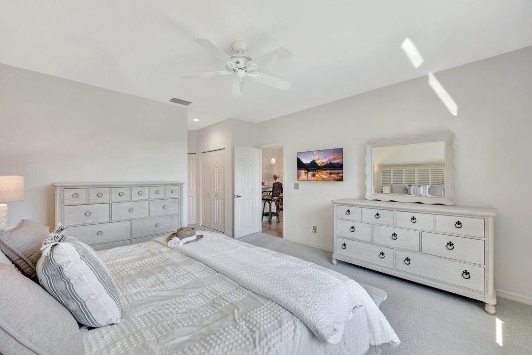 160 Waterside Cir #202, Marco Island, FL 34145