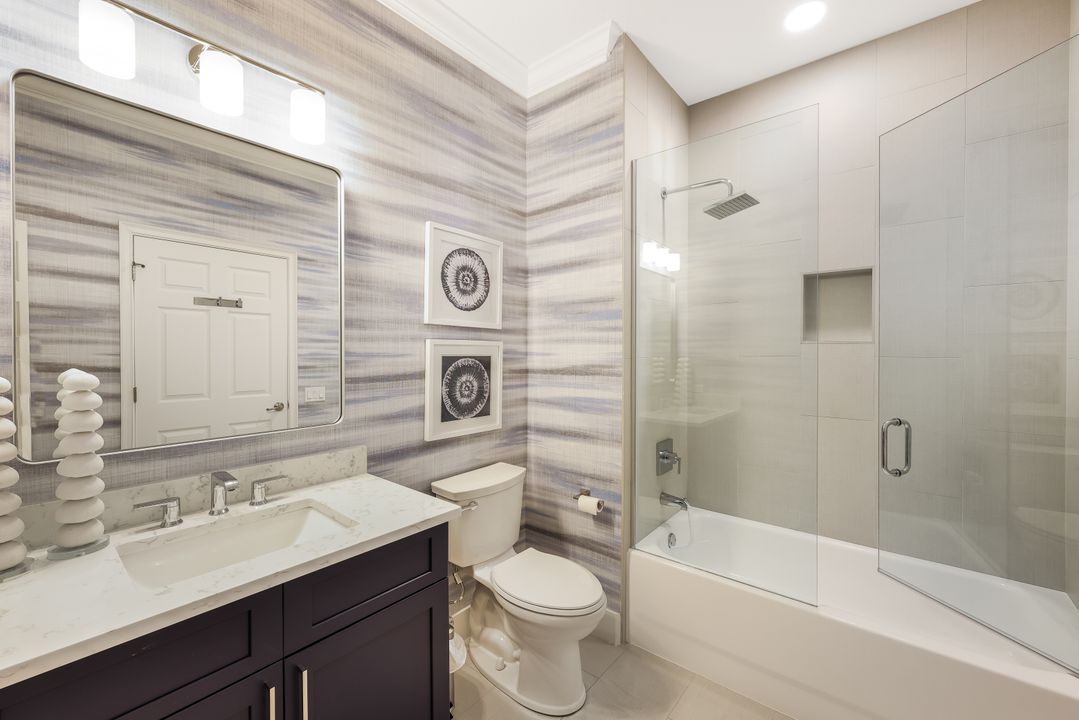 10450 Smoke House Bay Dr #201, Naples, FL 34120