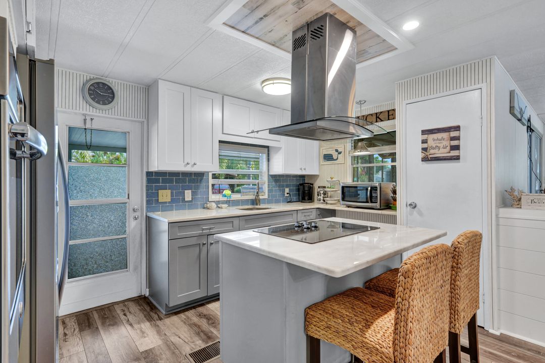 16049 Hibiscus Way, North Fort Myers, FL 33903