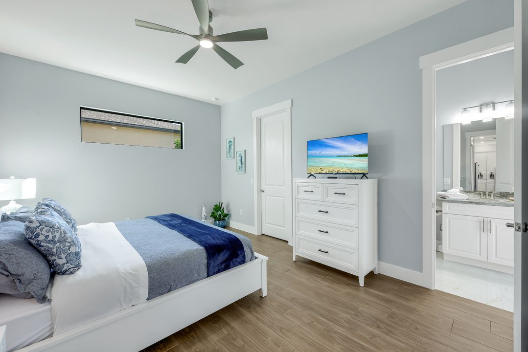 1932 SW 17th Ave, Cape Coral, FL 33991