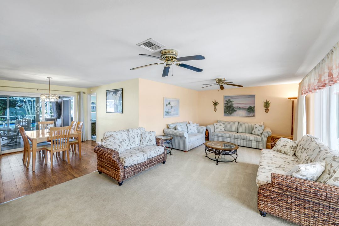 5201 Willow Ct, Cape Coral, FL 33904