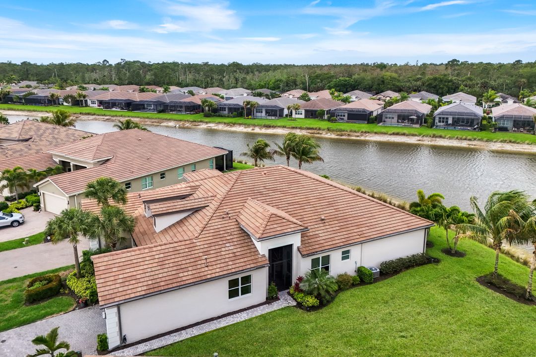 28558 Lobos Cir, Bonita Springs, FL 34135