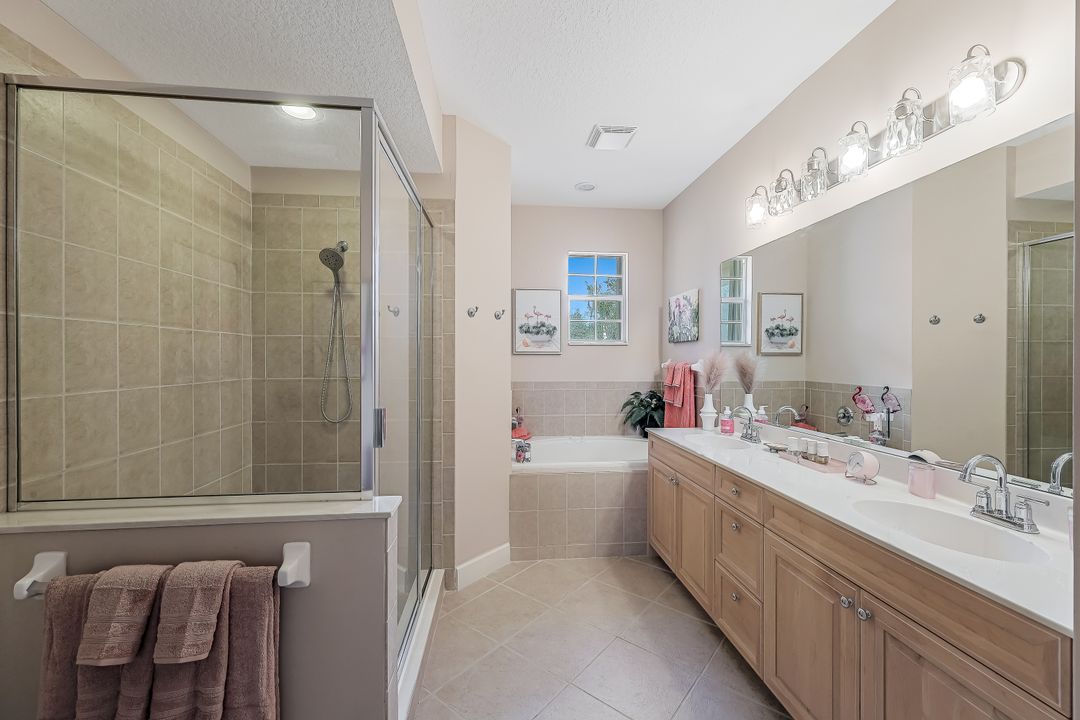 16580 Crownsbury Way #202, Fort Myers, FL 33908