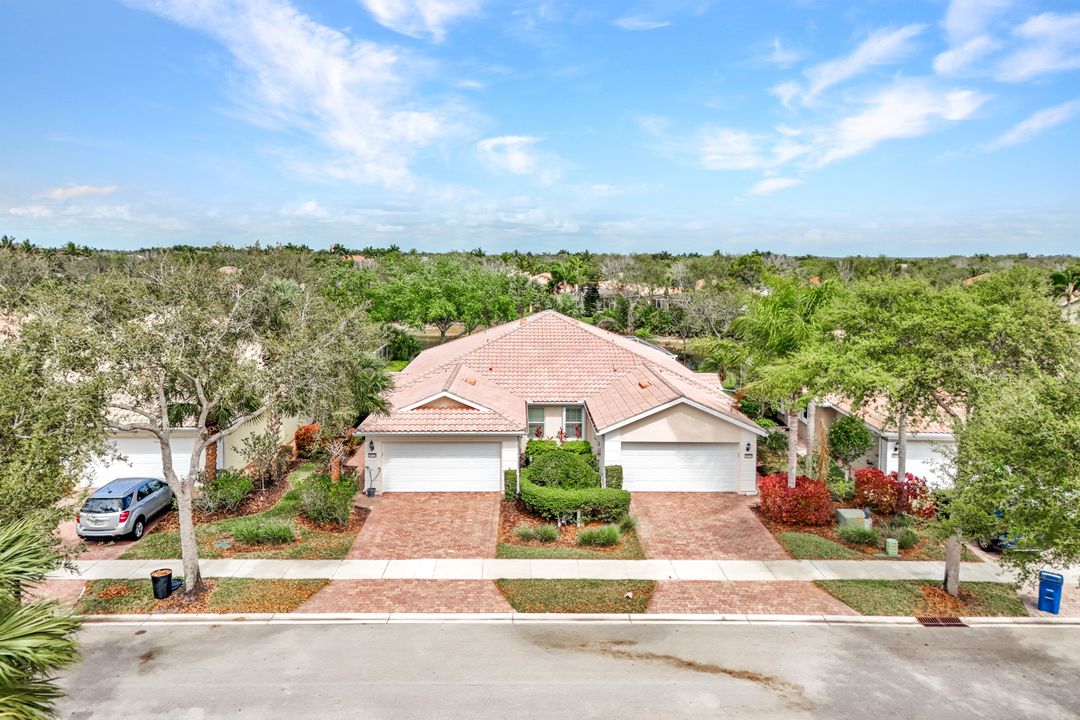 28729 Xenon Way, Bonita Springs, FL 34135