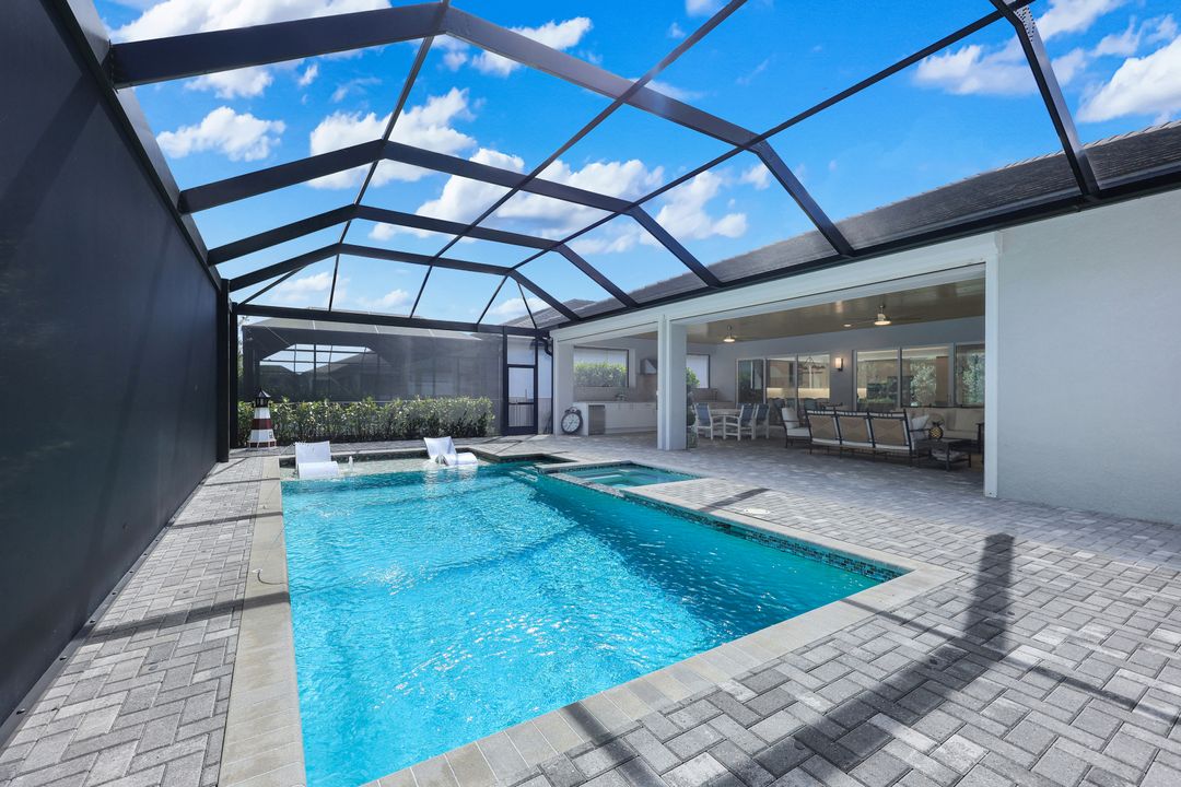 12338 Lavender Ave, Naples, FL 34120