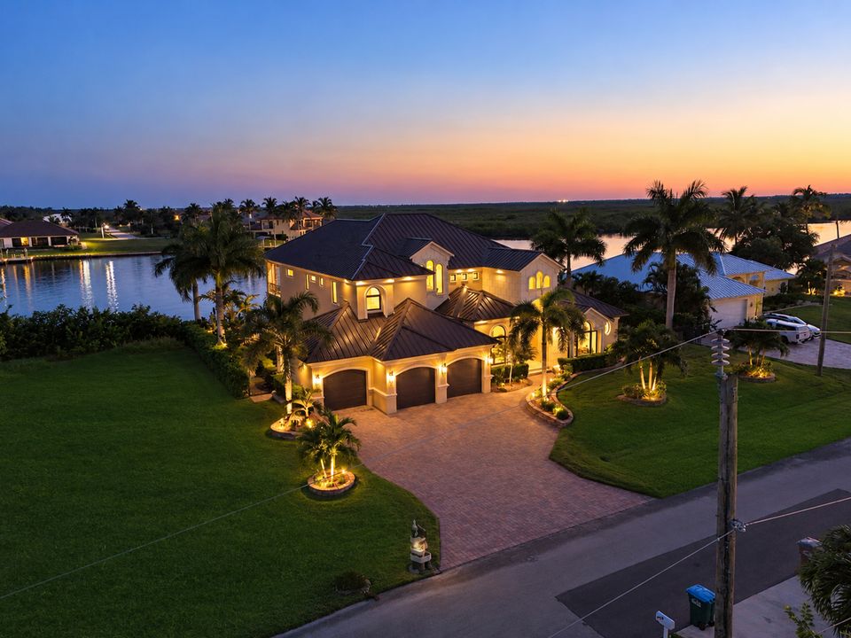 4108 NW 11th St, Cape Coral, FL 33993