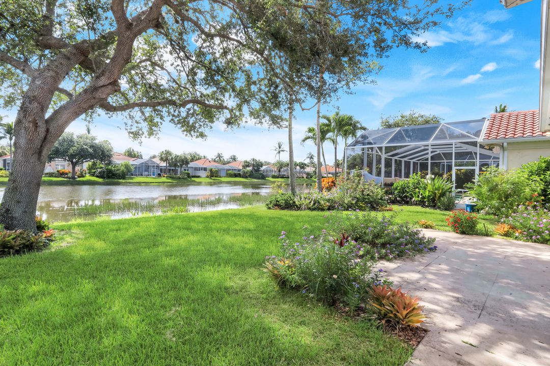 4772 Martinique Wy, Naples, FL 34119