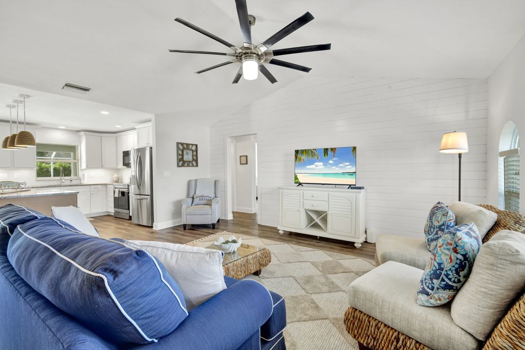 2720 SW 32nd St, Cape Coral, FL 33914