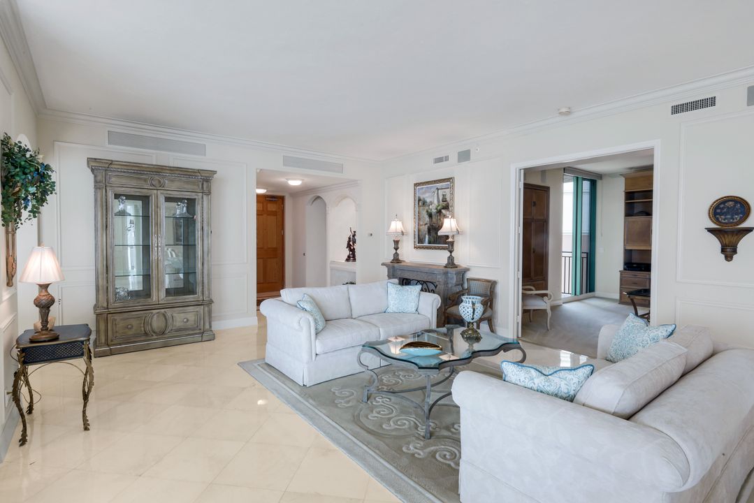 960 Cape Marco Dr #1702, Marco Island, FL 34145