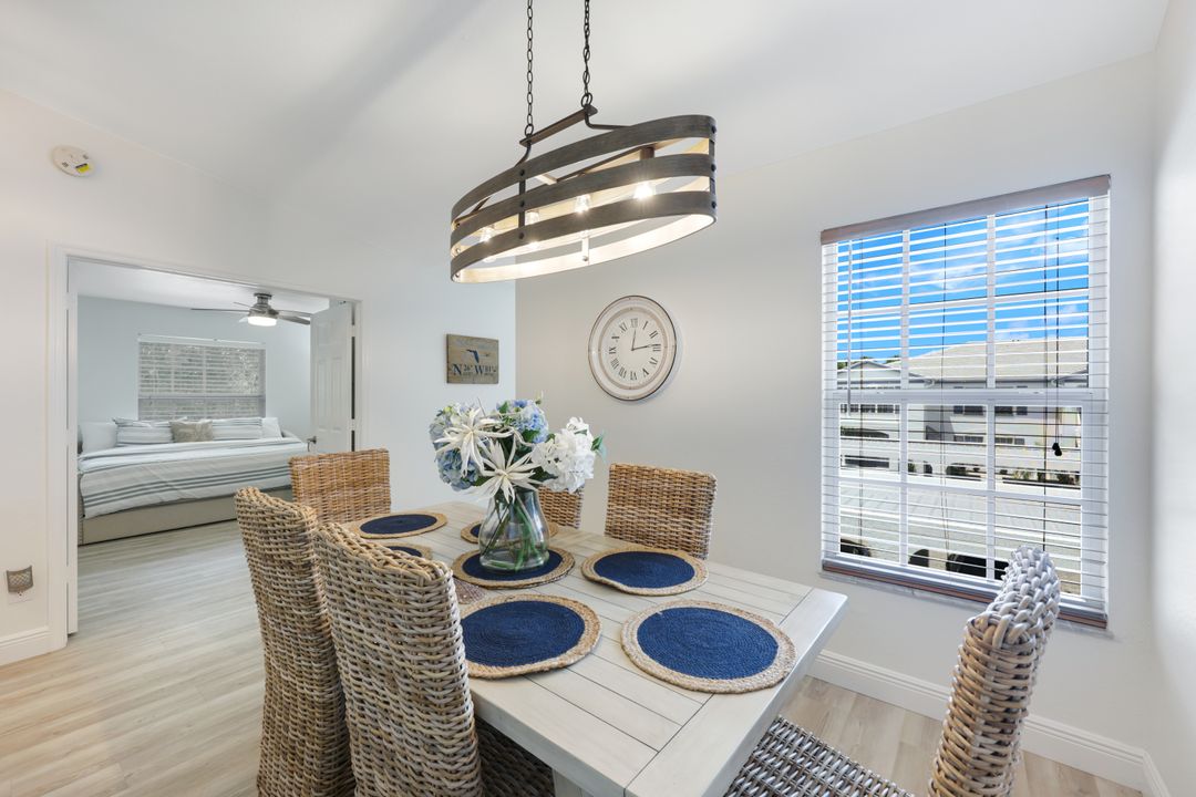 824 Tanbark Dr #204, Naples, FL 34108