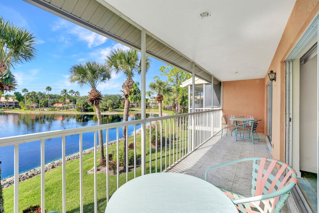 2372 Hidden Lake Dr #08, Naples, FL 34112