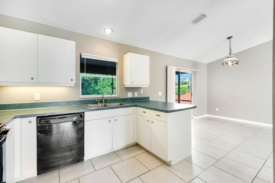 8072 Cypress Dr S, Fort Myers, FL 33967