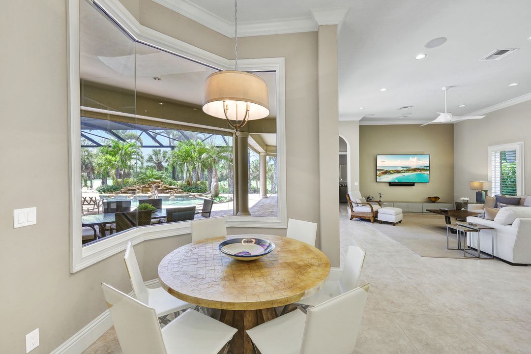 11993 Collier's Reserve Dr, Naples, FL 34110