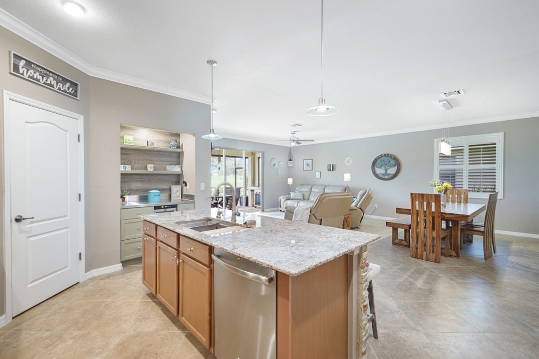 3147 Walnut Grove Ln, Alva, FL 33920