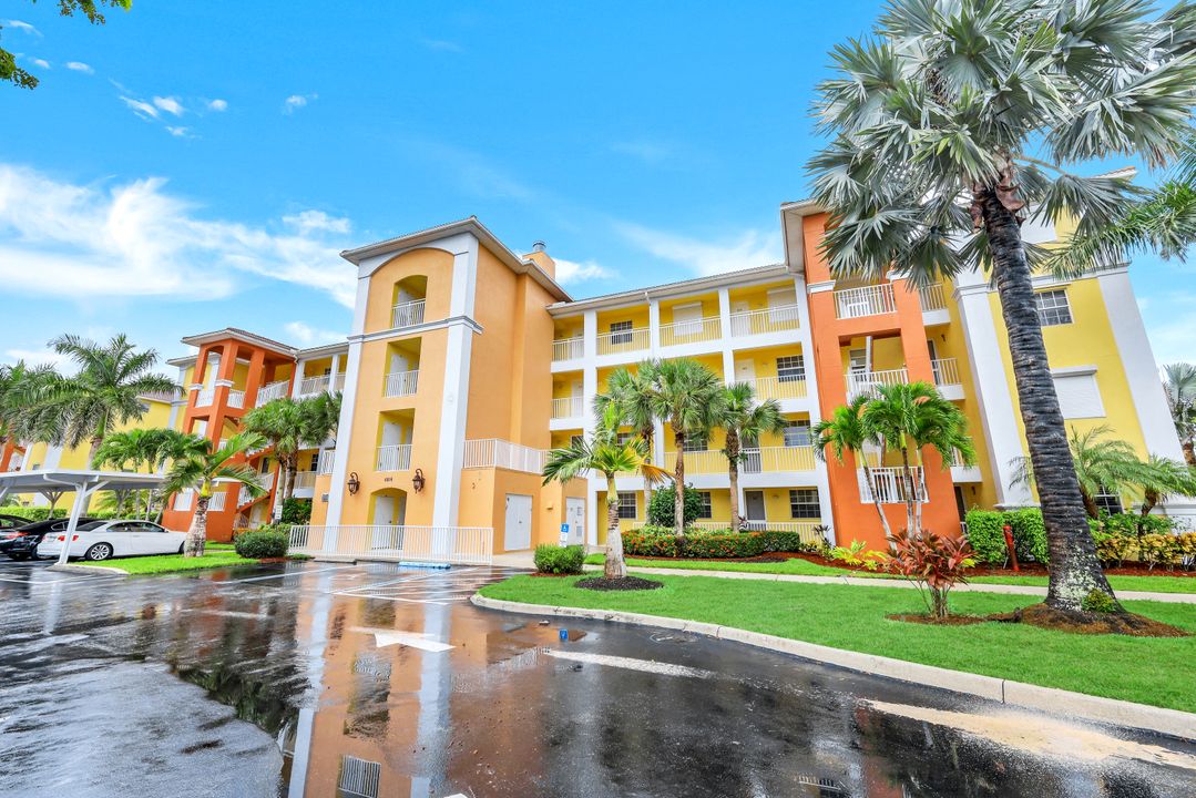 6816 Sterling Greens Dr #106, Naples, FL 34104