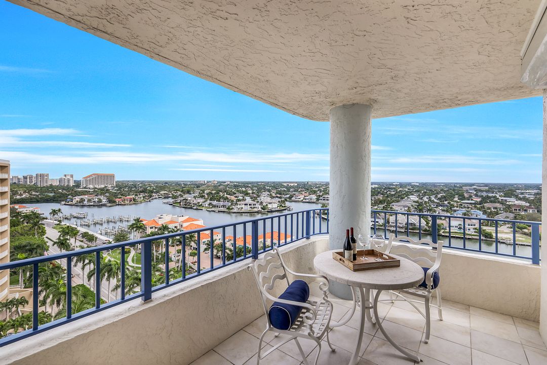 4451 Gulf Shore Blvd N #1605, Naples, FL 34103