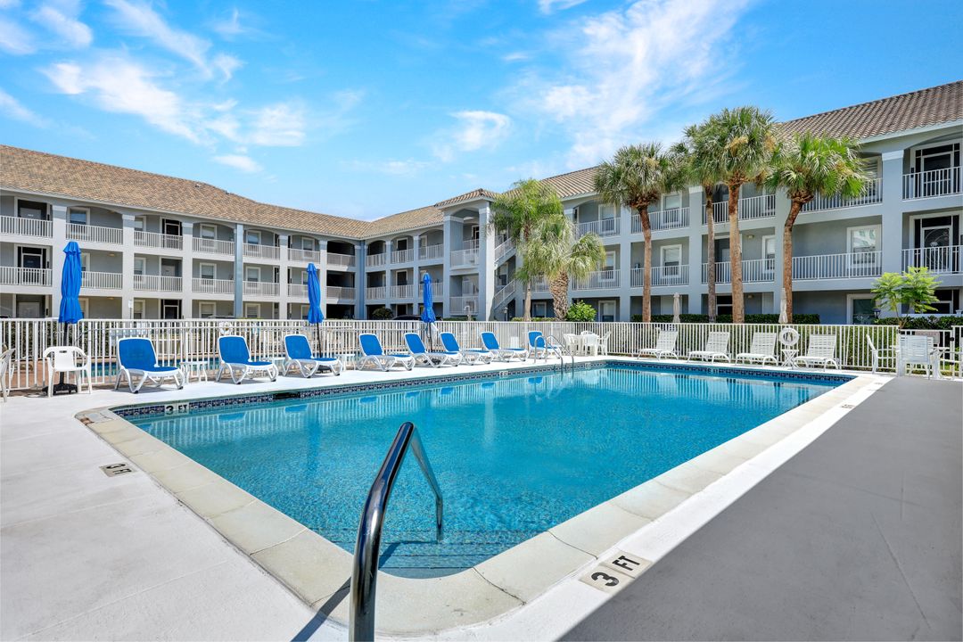 509 Roma Ct #202, Naples, FL 34110