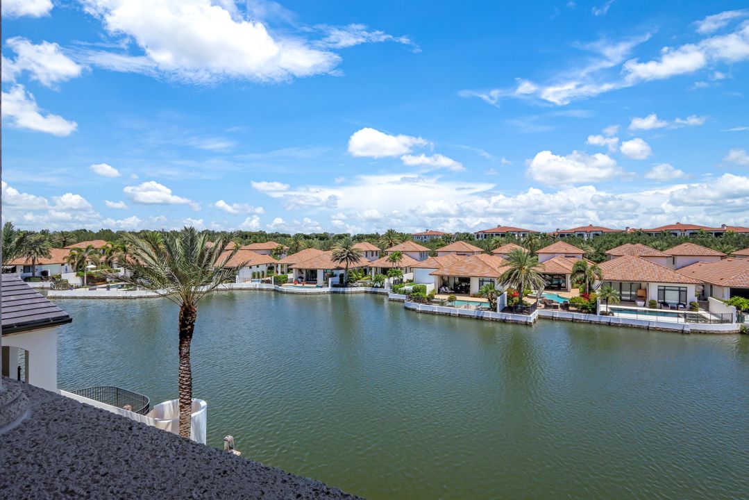 16653 Toscana Cir #704, Naples, FL 34110