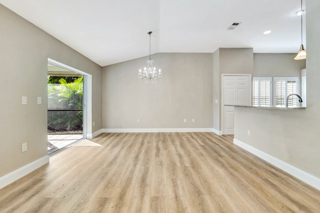 3650 Kent Dr, Naples, FL 34112