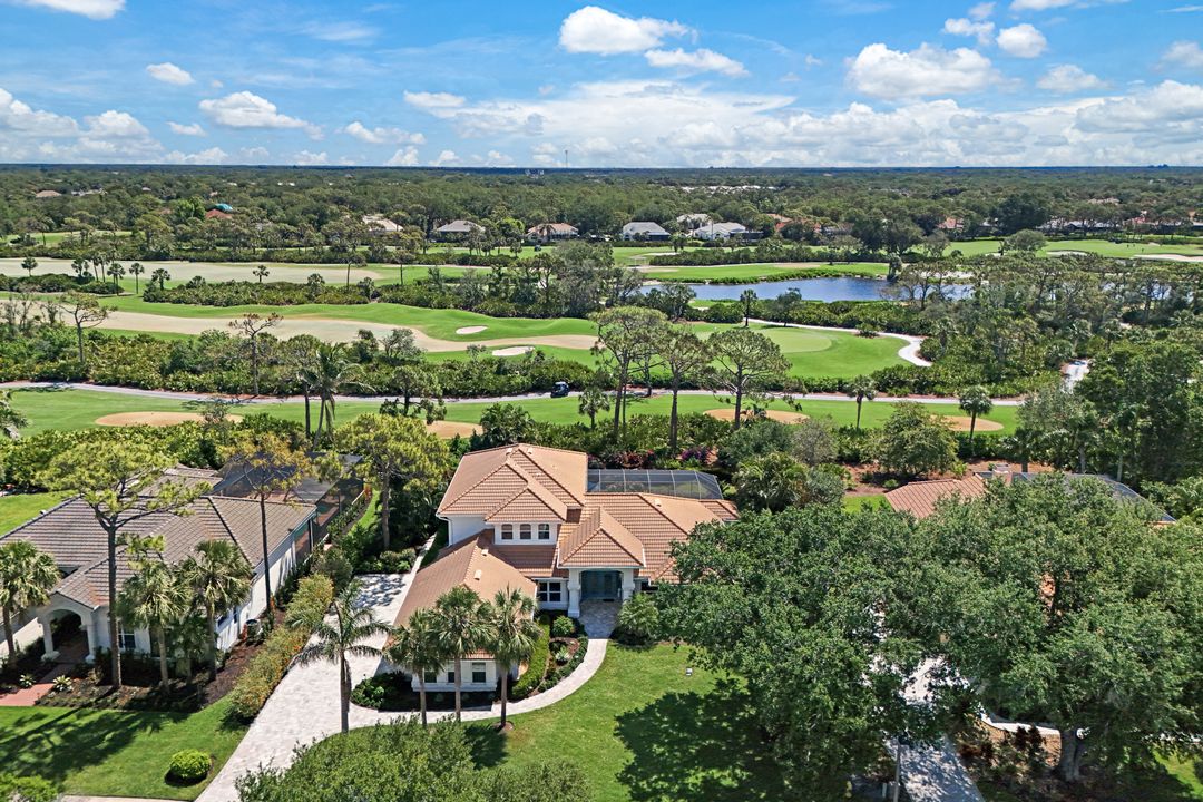 25011 Goldcrest Dr, Bonita Springs, FL 34134