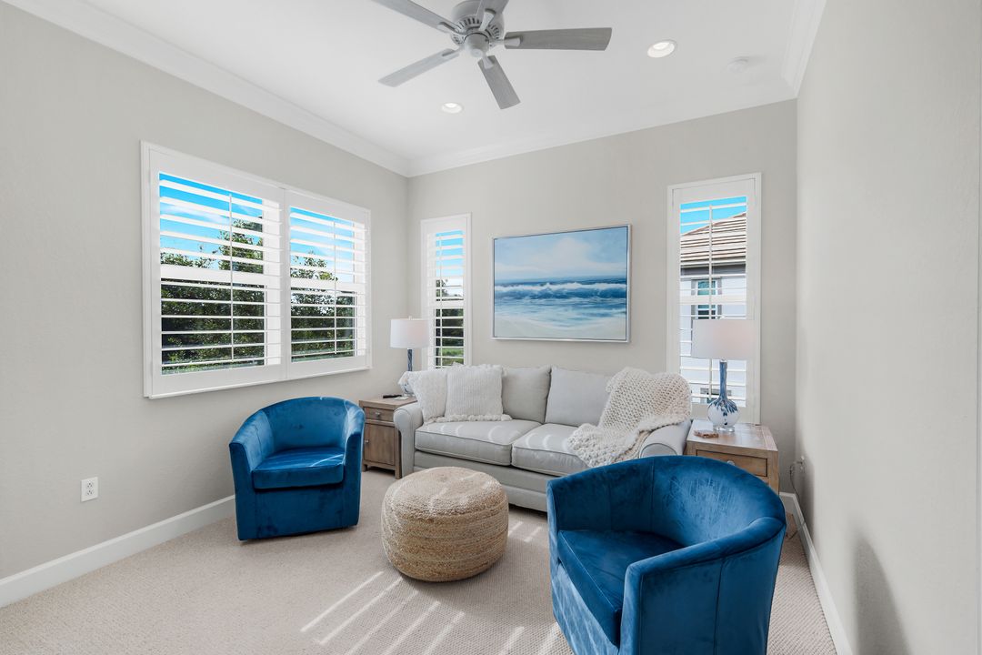 9201 Quartz Ln #202, Naples, FL 34120