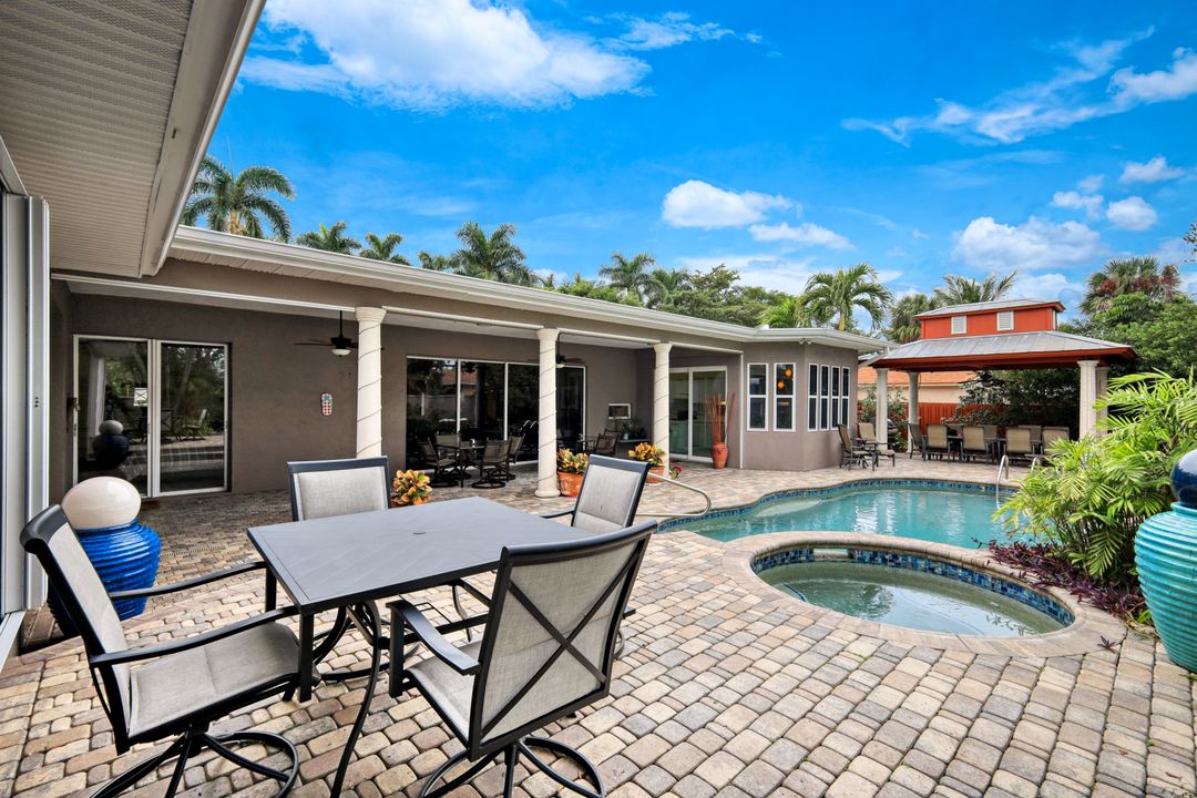 729 Dean Way, Fort Myers, FL 33919