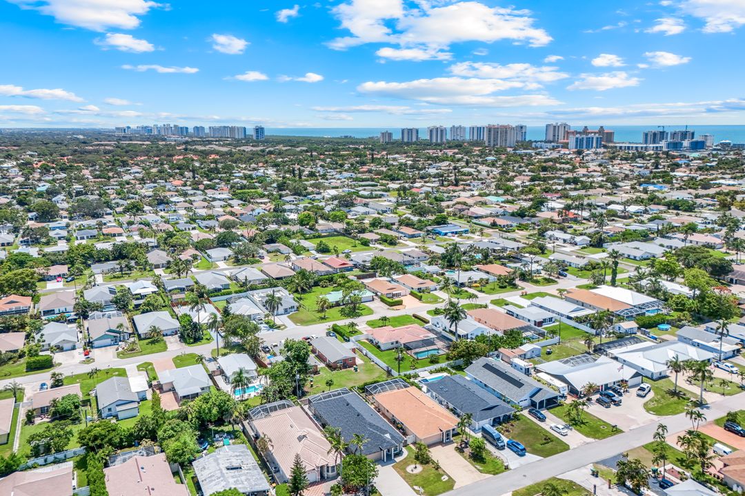 746 101st Ave N, Naples, FL 34108